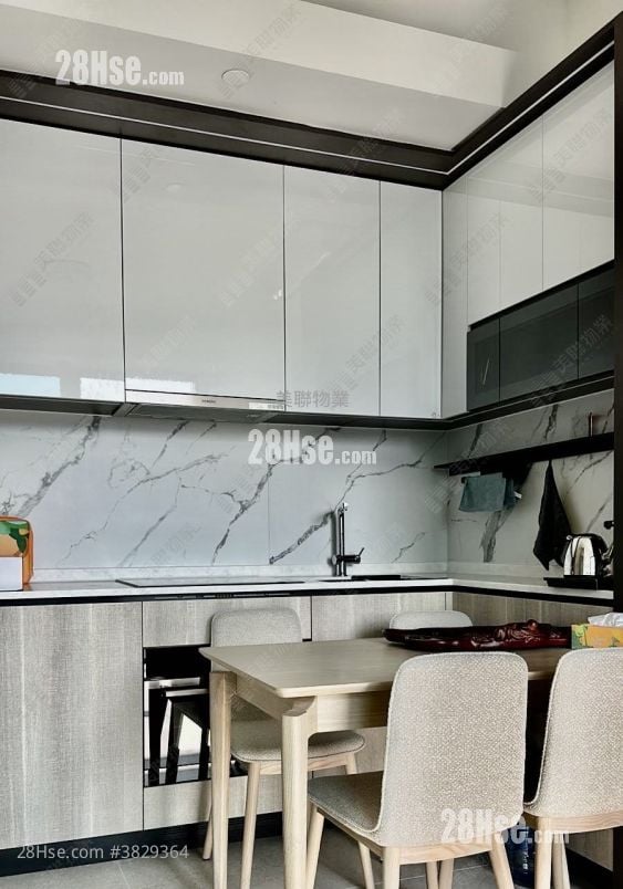 Sierra Sea 租盘 2 房 , 1 浴室 456 平方尺