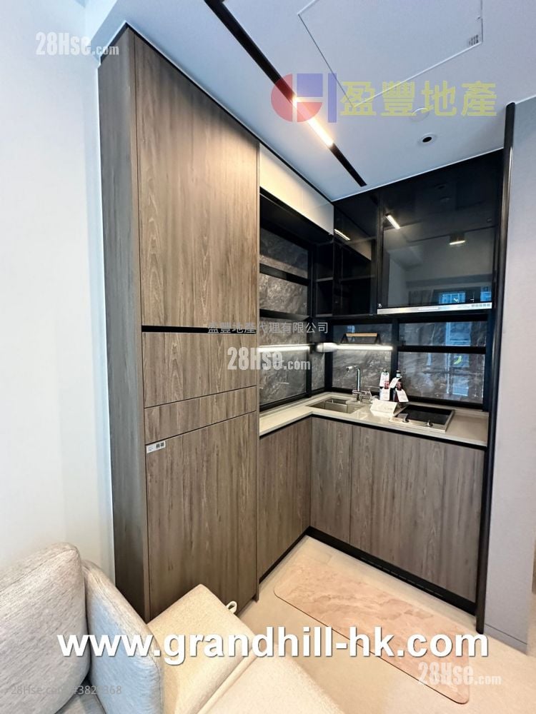 天璽天 租盤 1 房 , 1 浴室 297 平方呎