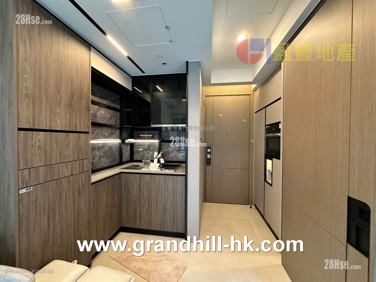 天璽天 租盤 1 房 , 1 浴室 297 平方呎