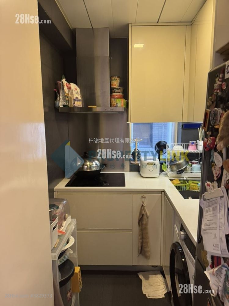Panorama Gardens Sell 2 Bedrooms , 1 Bathroom 592 ft²