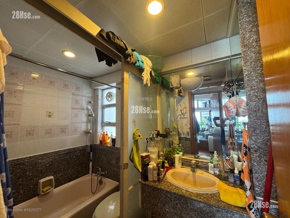 嘉湖山莊 售盤 3 房 , 1 浴室 547 平方呎