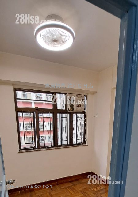 靄華大廈 售盤 2 房 , 1 浴室 321 平方呎