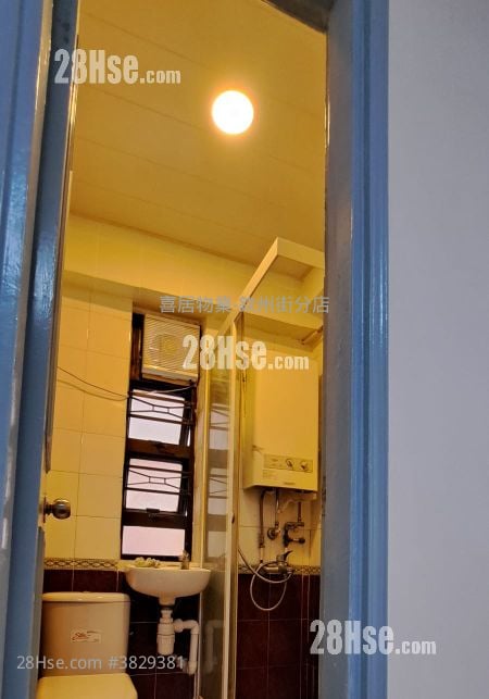 靄華大廈 售盤 2 房 , 1 浴室 321 平方呎