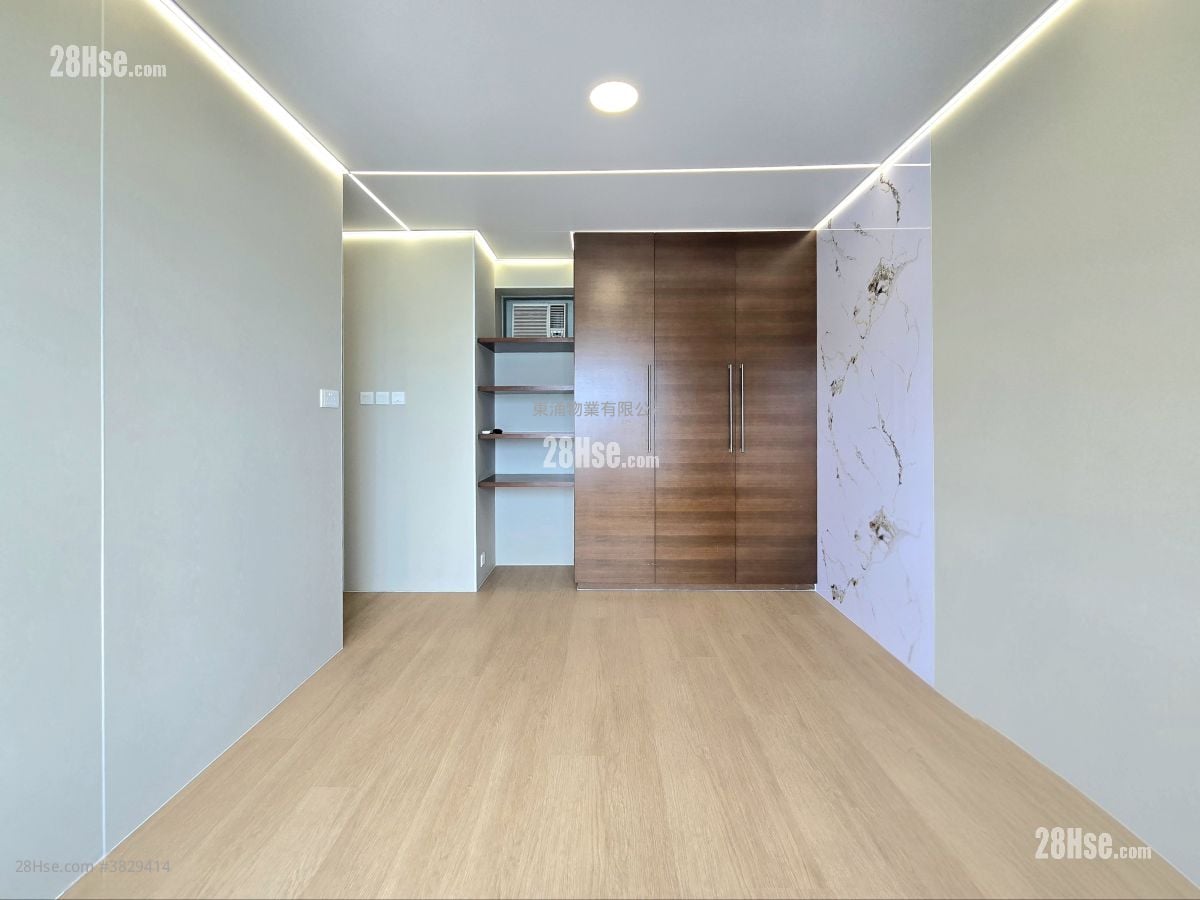 海堤灣畔 售盤 4 房 , 3 浴室 845 平方呎