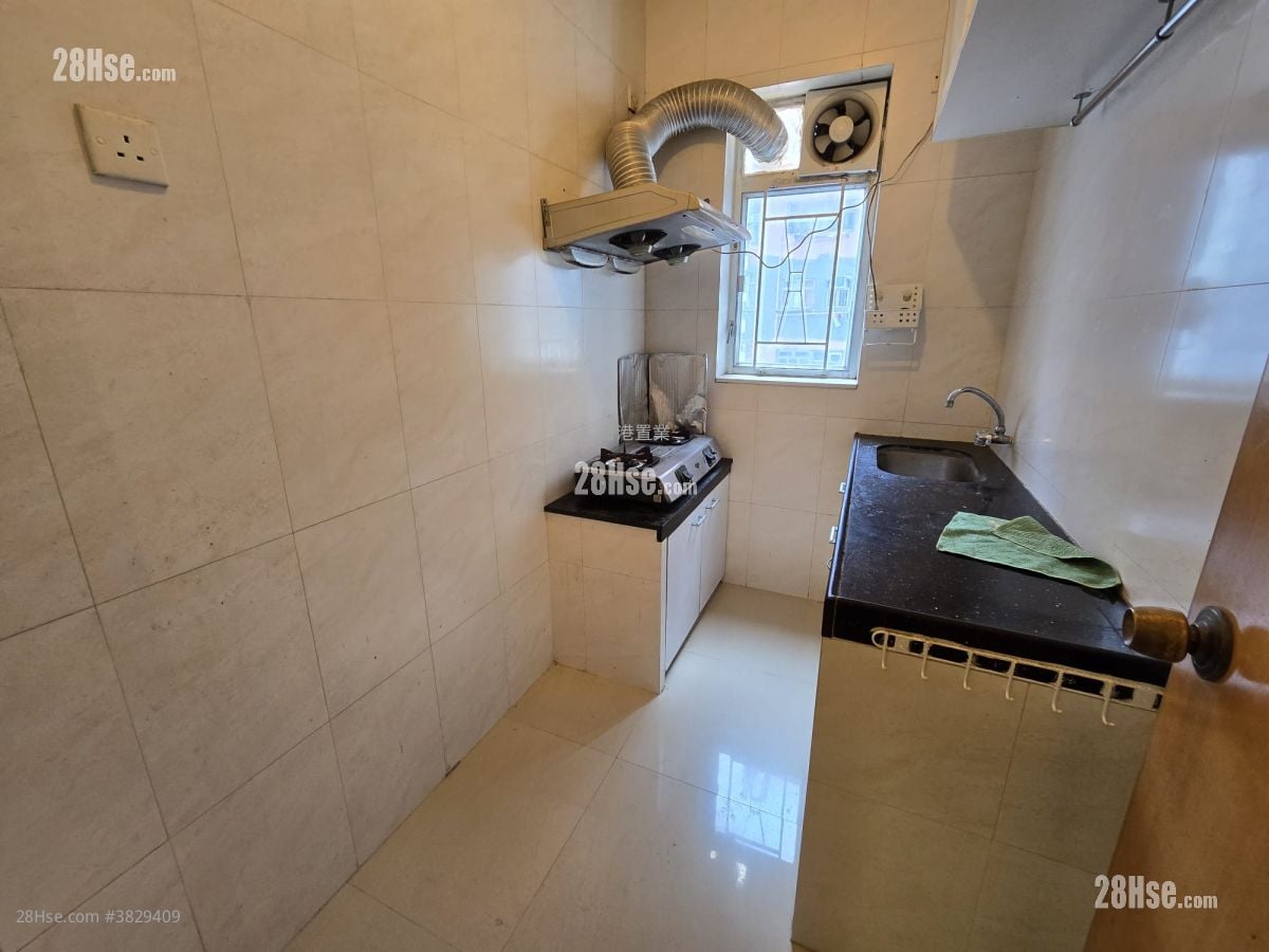 Sunway Gardens Sell 2 Bedrooms , 1 Bathroom 510 ft²