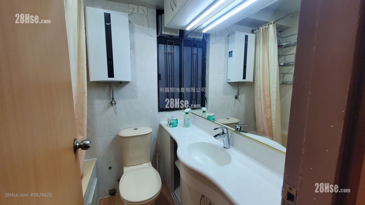 康怡花园 售盘 2 房 , 1 浴室 490 平方尺