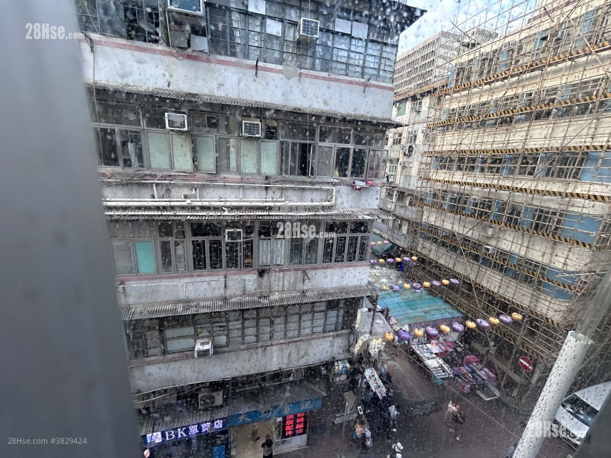 唐楼 租盘 3 房 , 2 浴室 664 平方尺