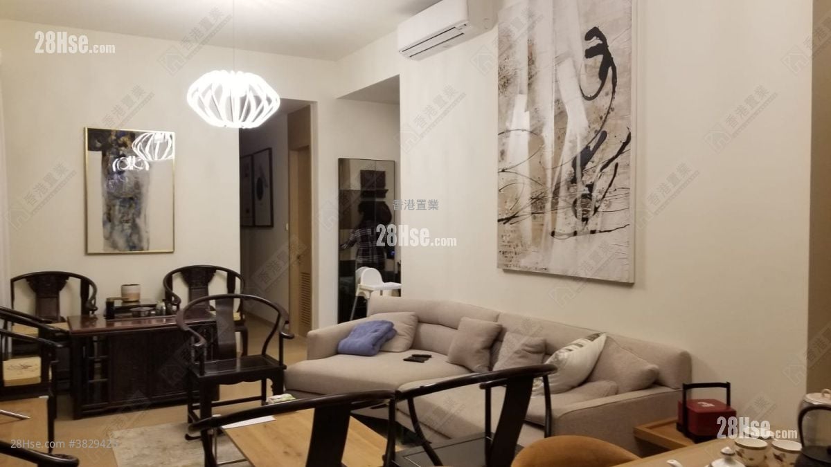 Mantin Heights Rental 3 Bedrooms , 2 Bathrooms 1,238 ft²