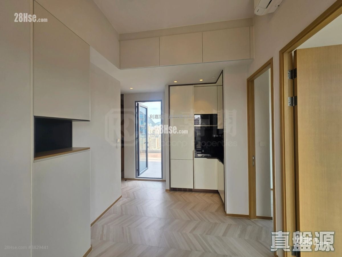 南首 售盤 1 房 , 1 浴室 358 平方呎