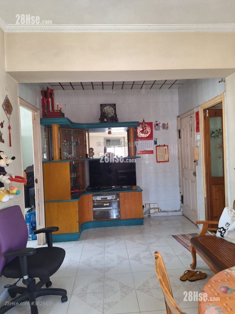 普泰大楼 售盘 3 房 , 1 浴室 524 平方尺