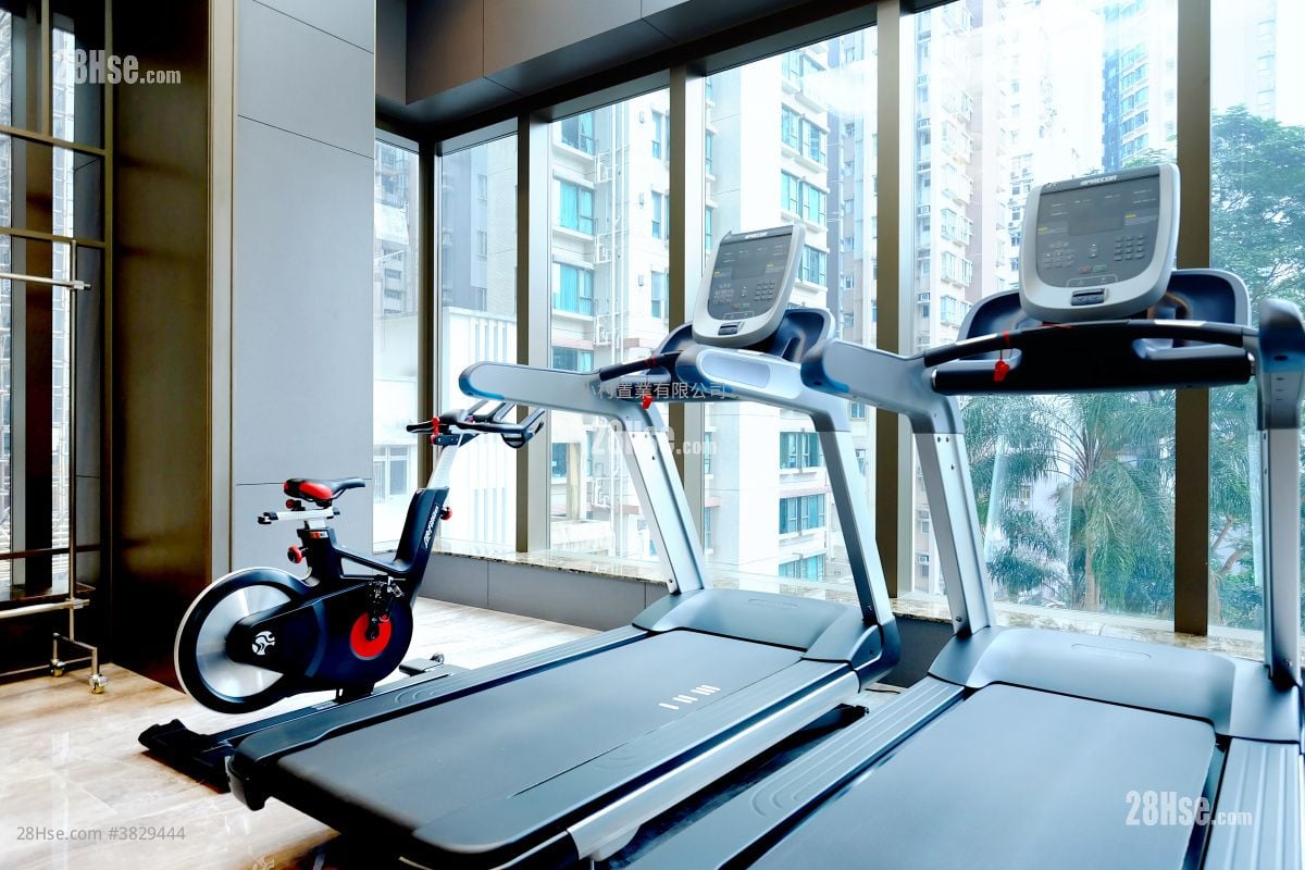 會所: 摩羅廟街18號 租盤 1 房 , 1 浴室 373 平方呎