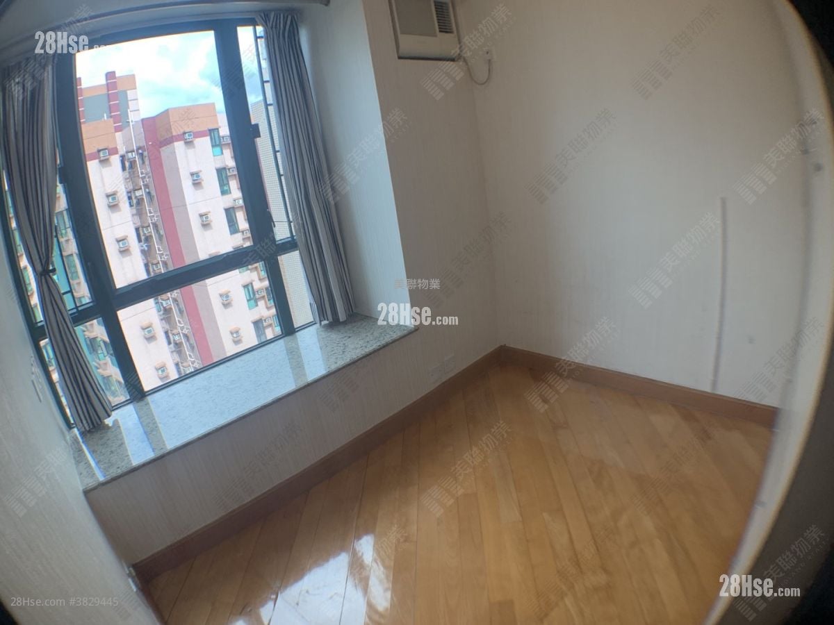 朗晴居 售盤 3 房 , 2 浴室 739 平方呎