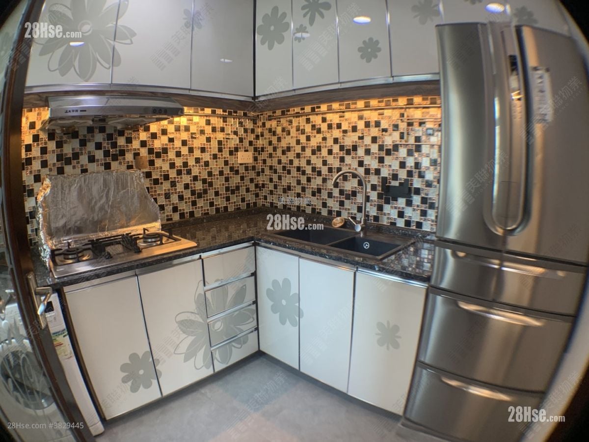 朗晴居 售盤 3 房 , 2 浴室 739 平方呎