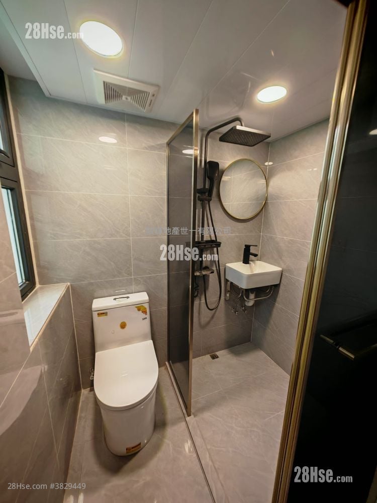 金冠大廈 租盤 1 浴室 160 平方呎