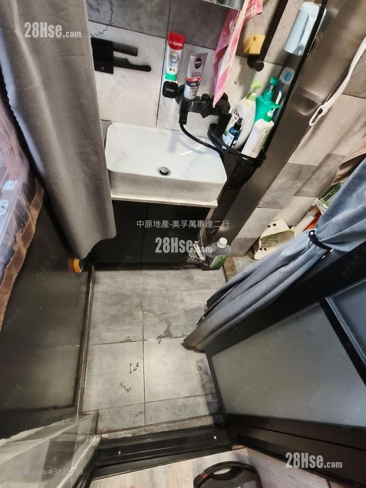 美孚新邨 售盤 3 房 , 1 浴室 446 平方呎