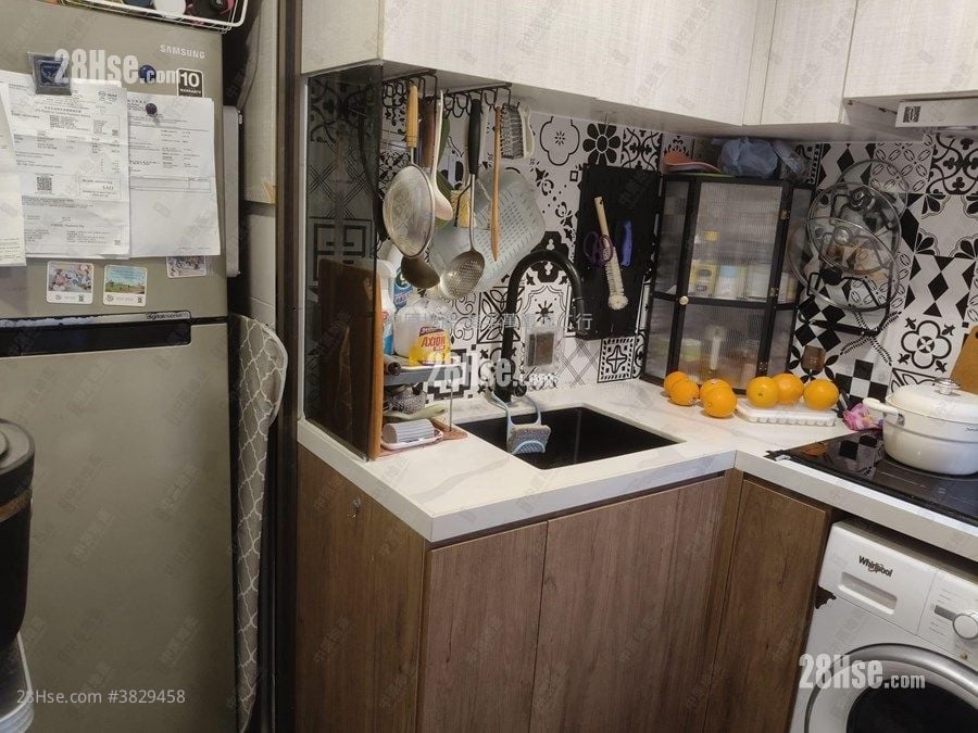 美孚新邨 售盤 3 房 , 1 浴室 446 平方呎