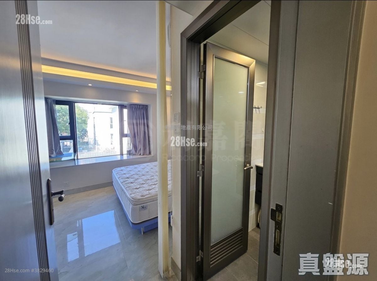 Conwell Villa Sell 3 Bedrooms 1,802 ft²