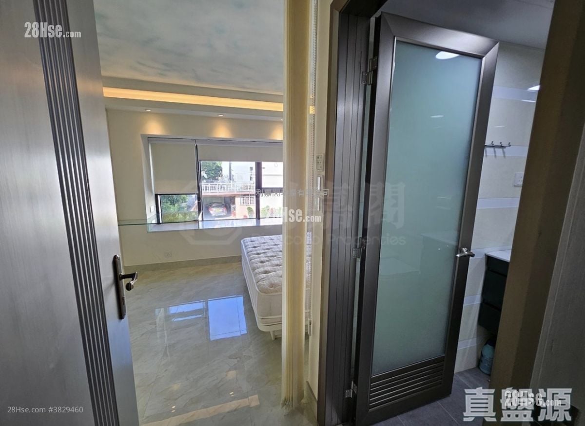 Conwell Villa Sell 3 Bedrooms 1,802 ft²