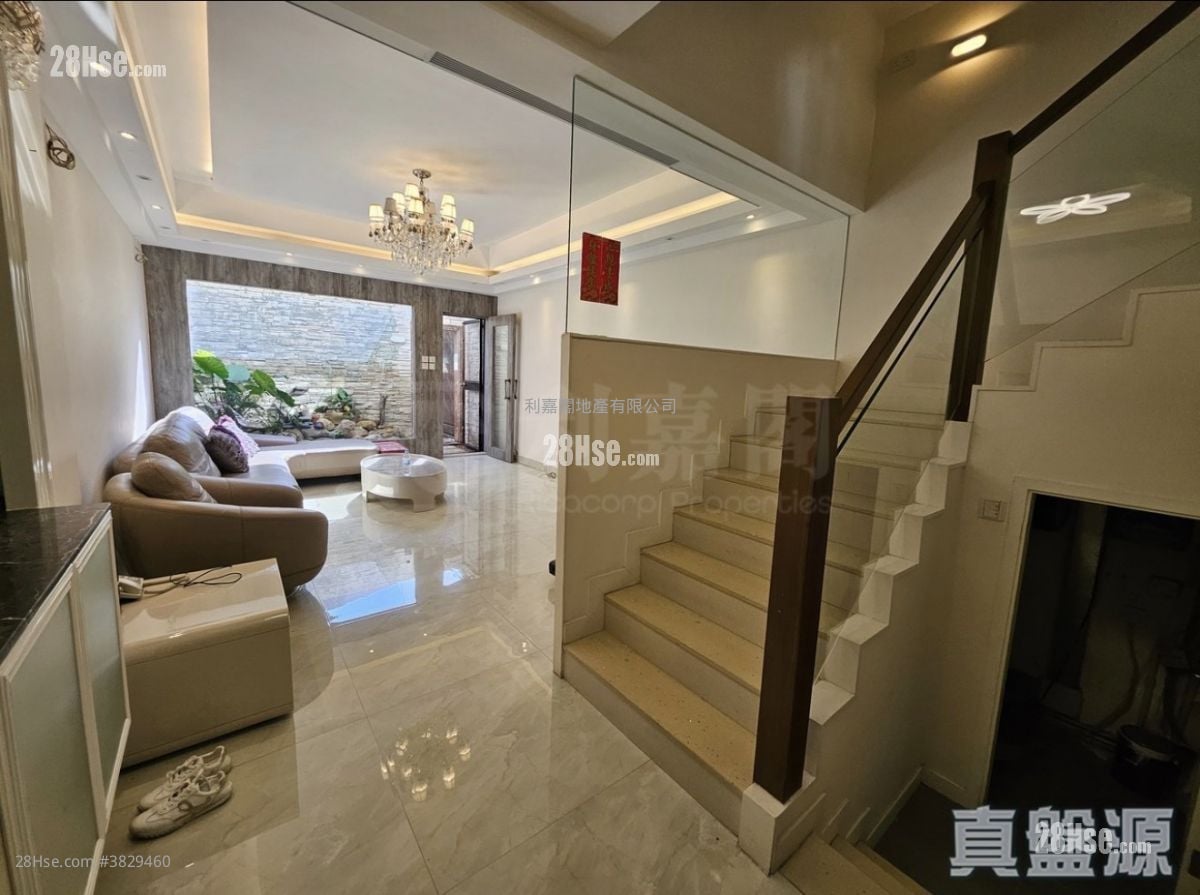 Conwell Villa Sell 3 Bedrooms 1,802 ft²