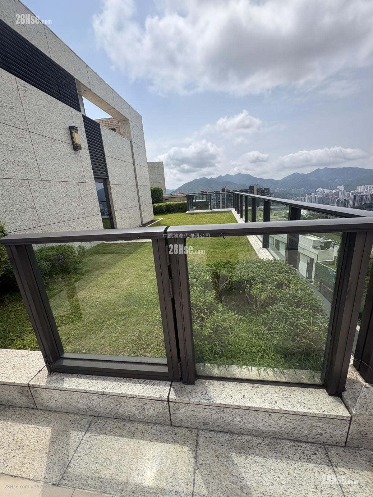 云端 售盘 1,520 平方尺