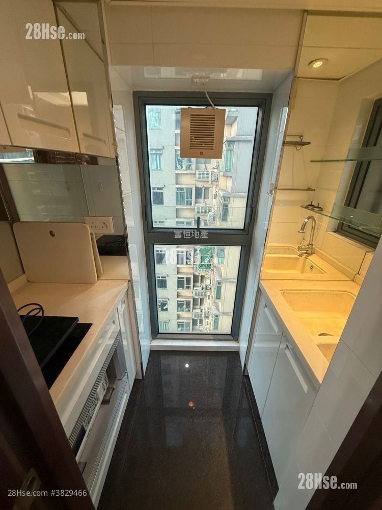 Baker Residences Sell Studio , 1 Bathroom 245 ft²