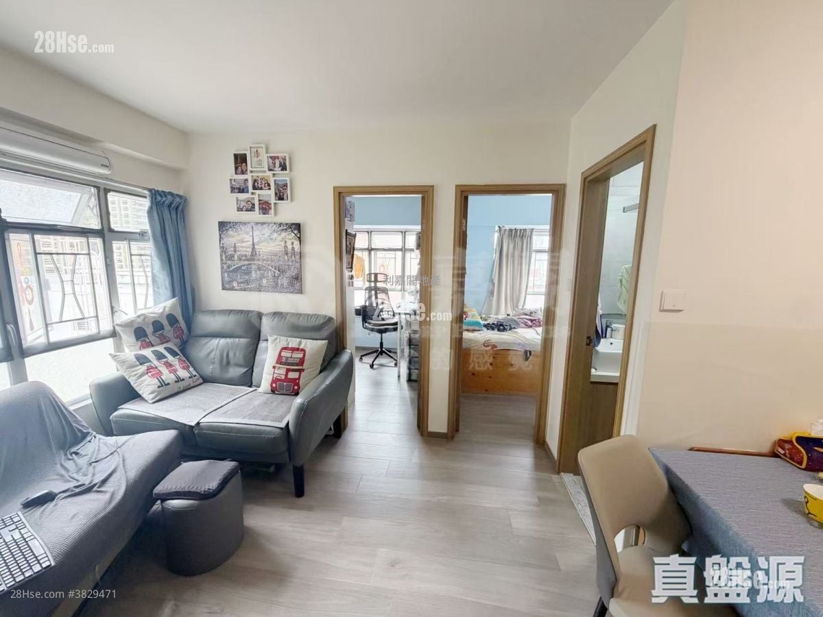 Tuen Mun Town Plaza Sell 2 Bedrooms 423 ft²