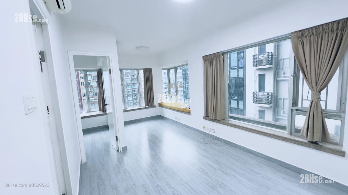 Supernova Stand Sell 2 Bedrooms , 1 Bathroom 322 ft²