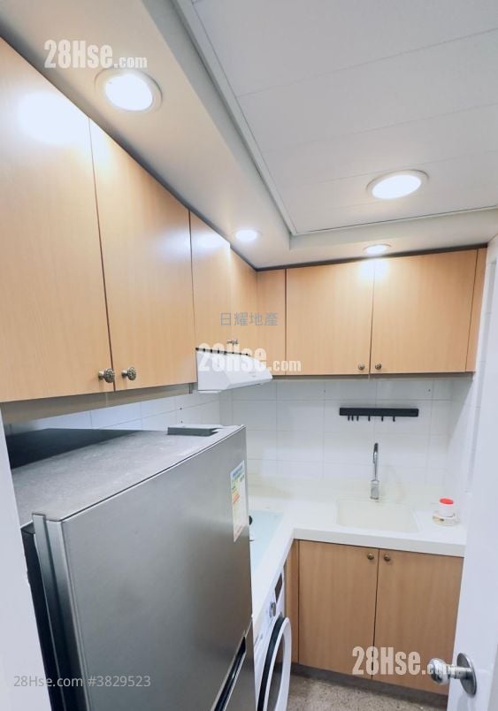 Supernova Stand Sell 2 Bedrooms , 1 Bathroom 322 ft²