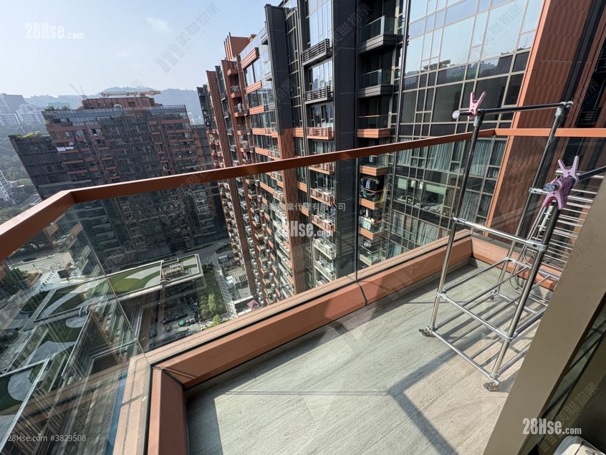 海日湾 II 售盘 3 房 1,019 平方尺