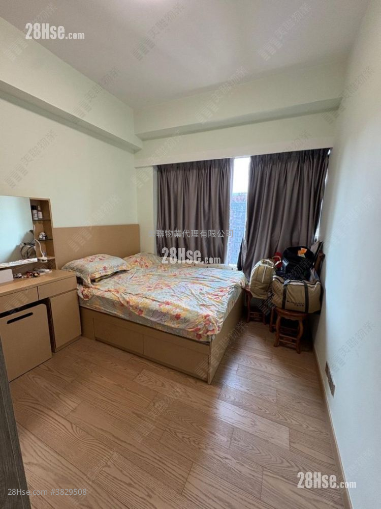 海日湾 II 售盘 3 房 1,019 平方尺