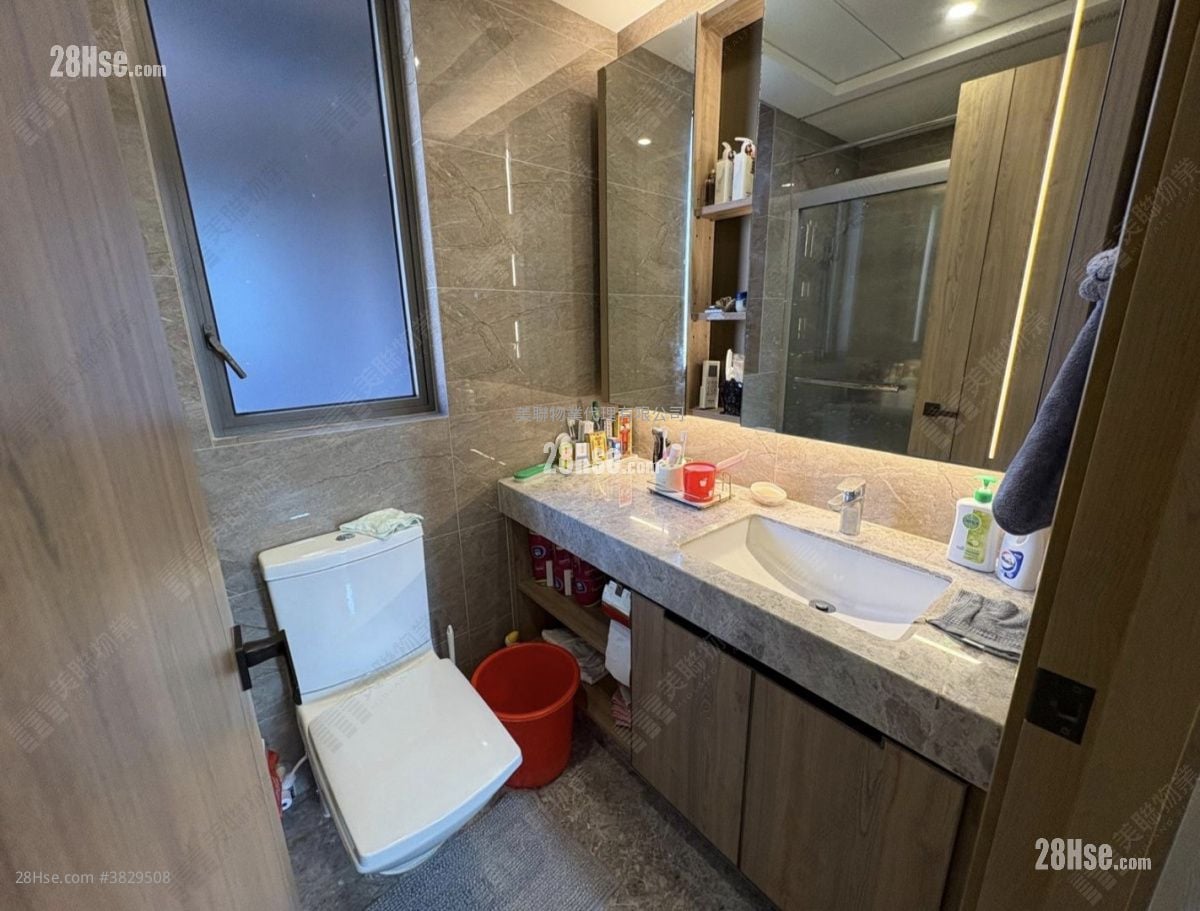 海日湾 II 售盘 3 房 1,019 平方尺