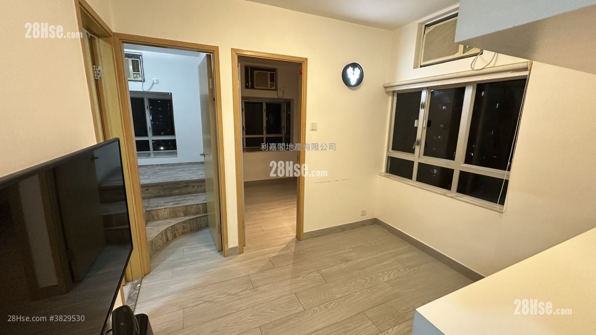 沙田第一城 售盘 2 房 304 平方尺