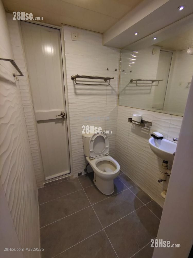 海安商業大廈 租盤 開放式間隔 , 1 浴室 240 平方呎