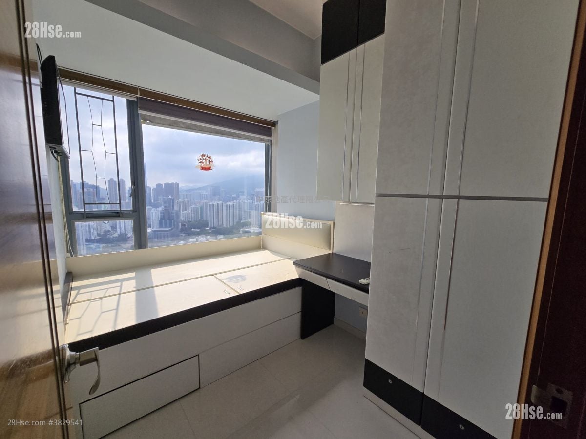 Primrose Hill Rental 3 Bedrooms , 2 Bathrooms 800 ft²