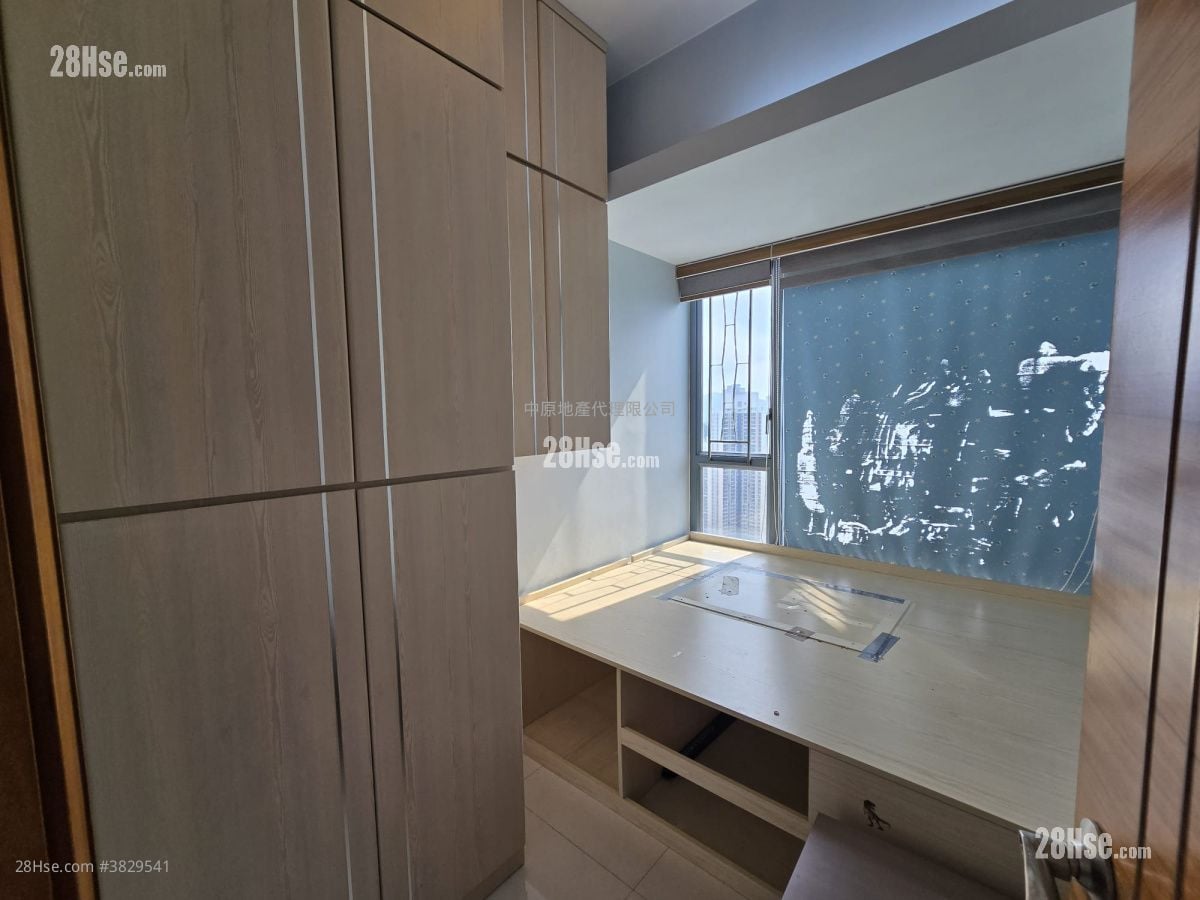 Primrose Hill Rental 3 Bedrooms , 2 Bathrooms 800 ft²