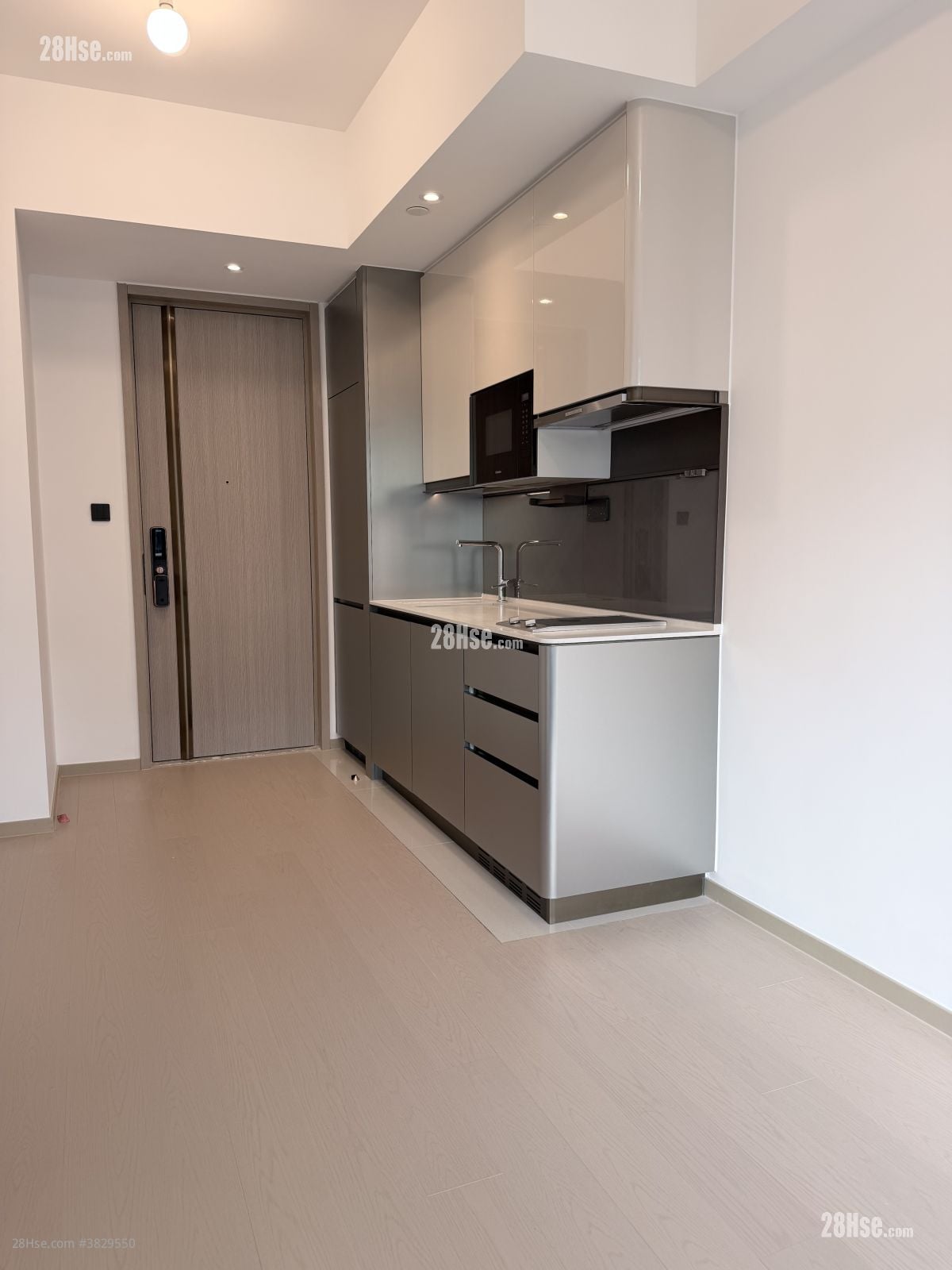 Kt Marina Rental 305 ft²