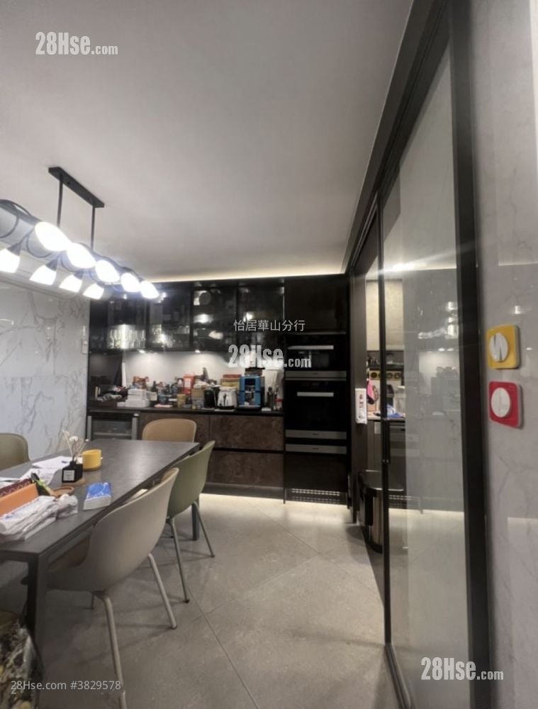 太古城 售盤 4 房 , 2 浴室 1,114 平方呎