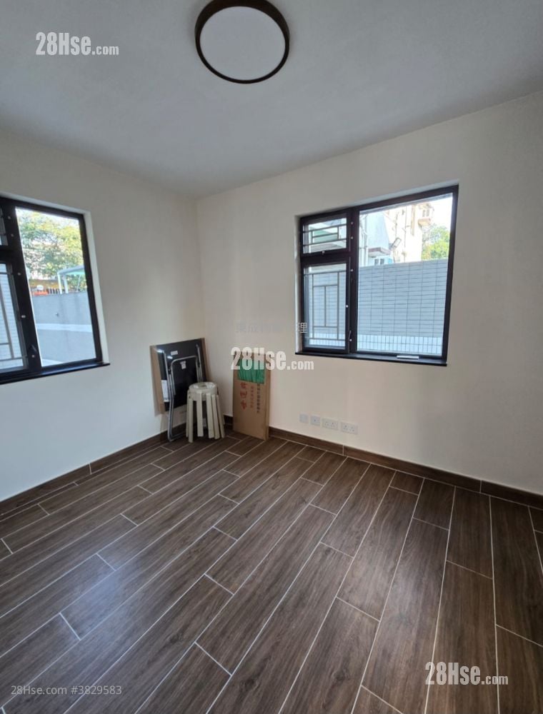 Village Rental 2 Bedrooms , 2 Bathrooms 700 ft²