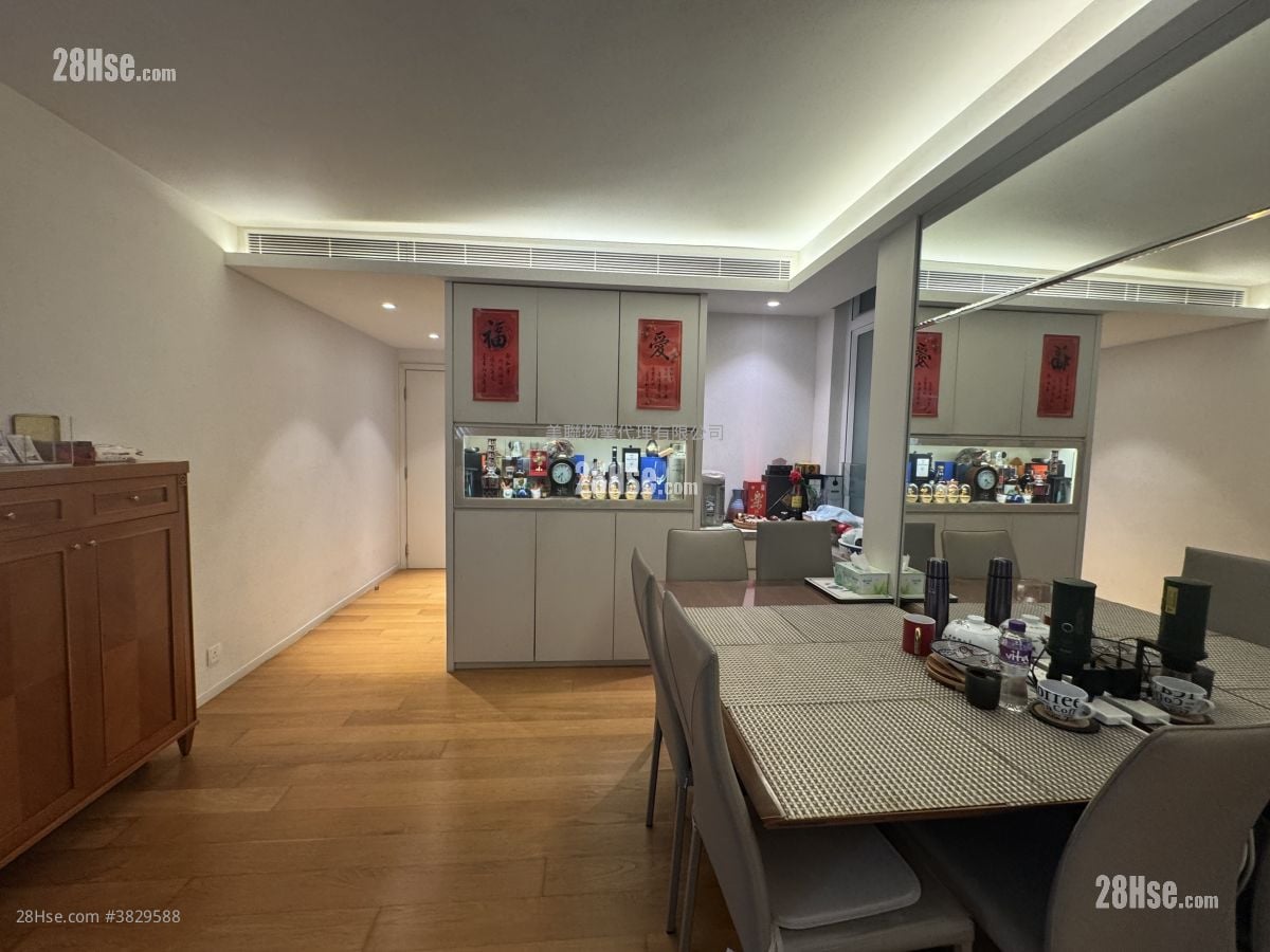 鯉景灣 售盤 3 房 , 2 浴室 797 平方呎