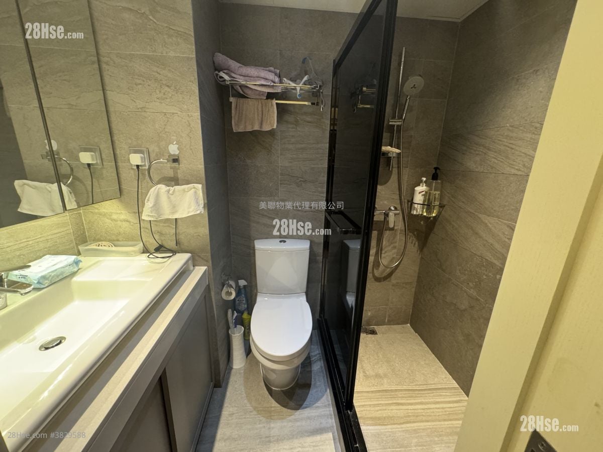 鯉景灣 售盤 3 房 , 2 浴室 797 平方呎