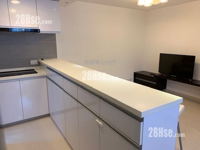 Taikoo Shing Sell 3 Bedrooms , 2 Bathrooms 760 ft²