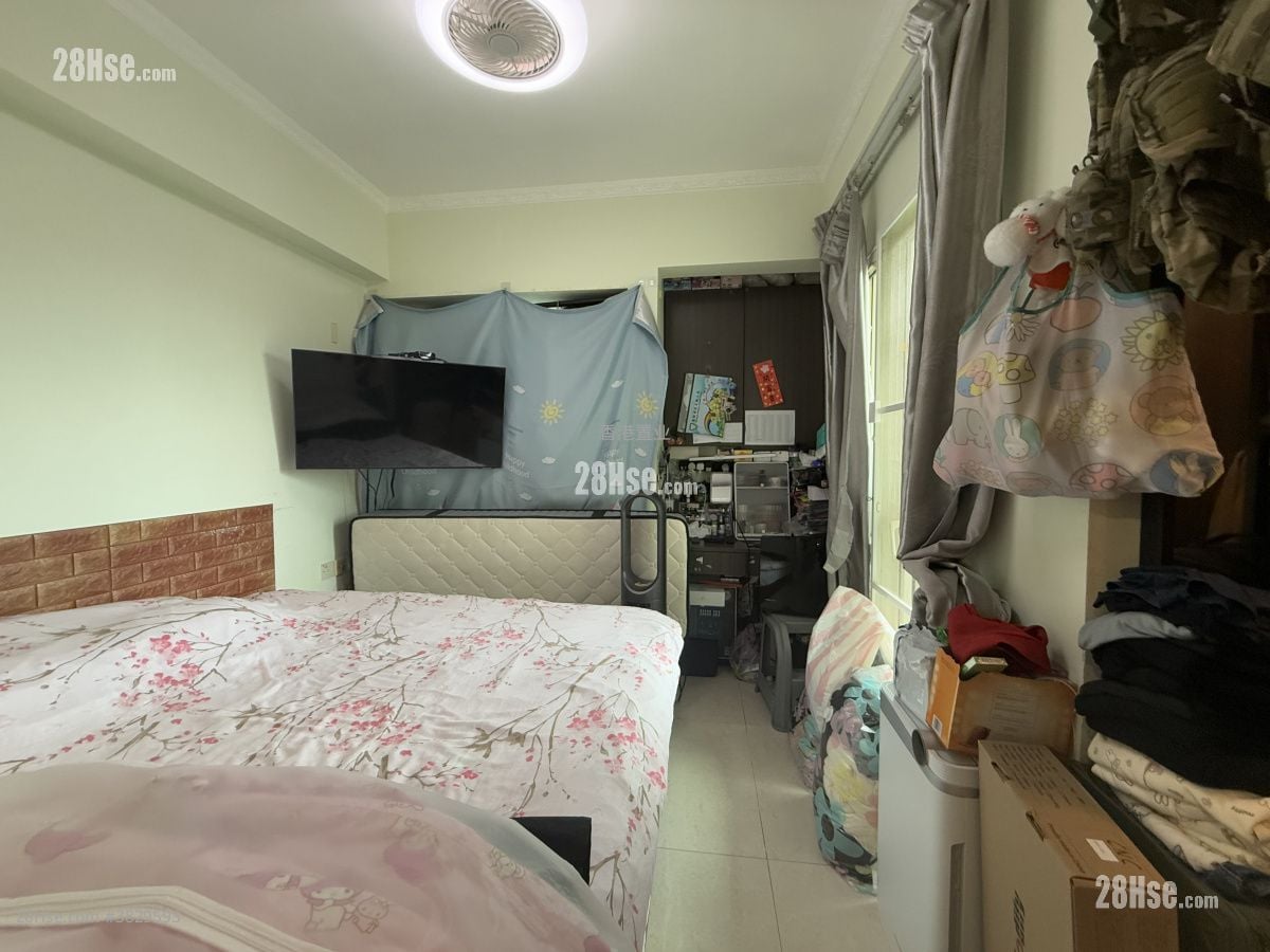The Beaumount Sell 3 Bedrooms , 2 Bathrooms 693 ft²