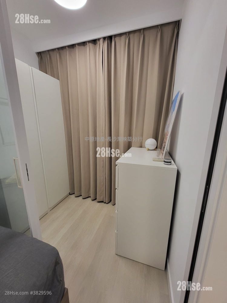 Hoi Lok Court Sell 2 Bedrooms 394 ft²