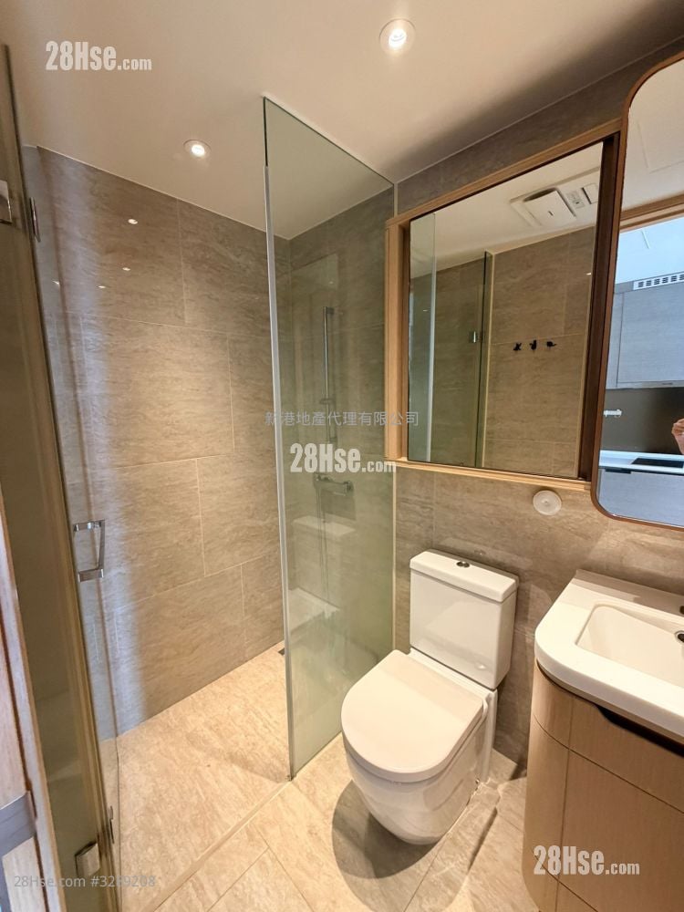 Upper East Rental Studio , 1 Bathroom 230 ft²