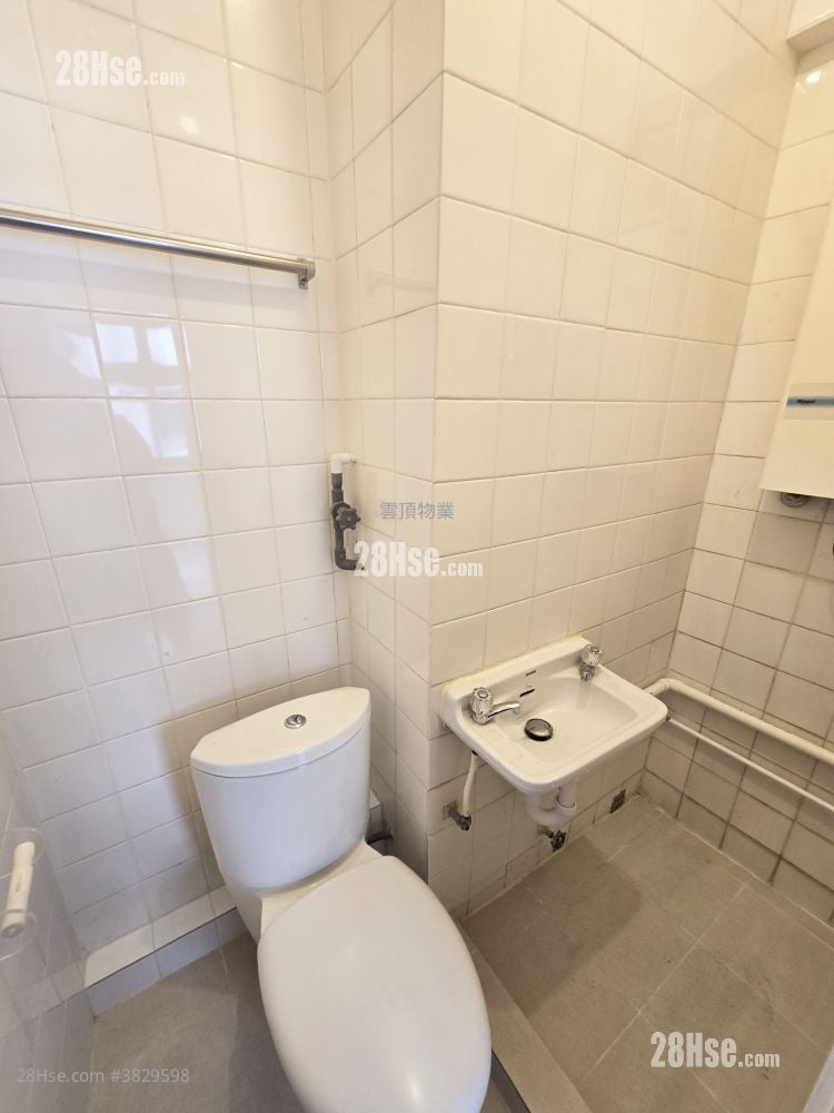 Discovery Bay Rental 3 Bedrooms , 2 Bathrooms 1,520 ft²