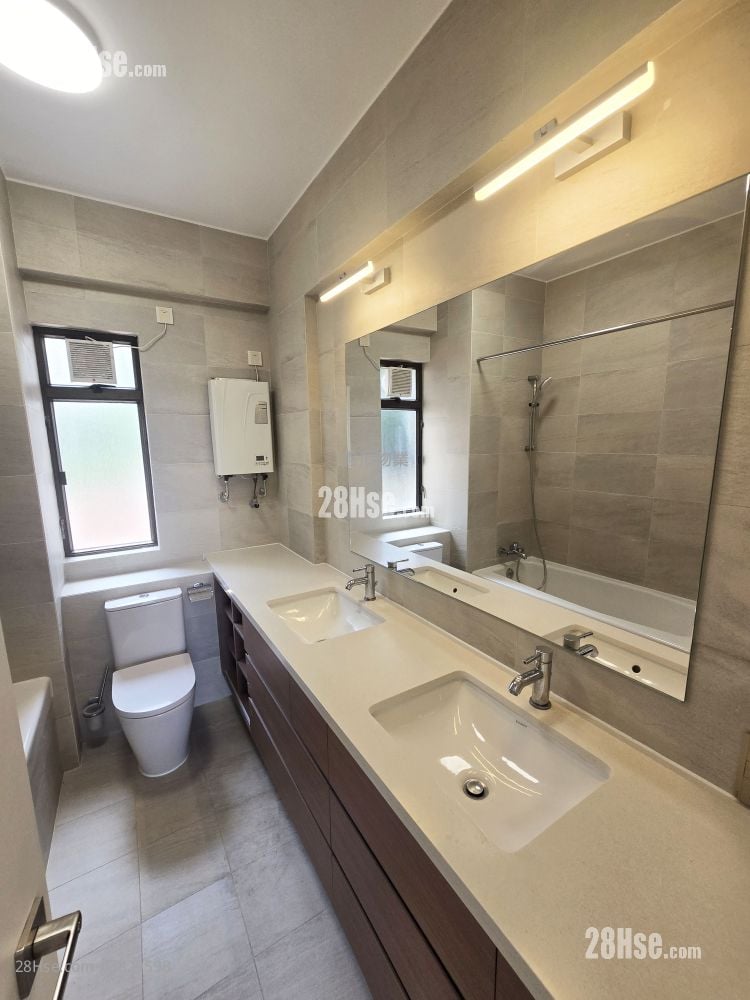 Discovery Bay Rental 3 Bedrooms , 2 Bathrooms 1,520 ft²