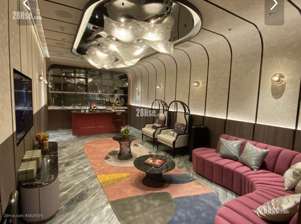 One Victoria Sell 2 Bedrooms 445 ft²