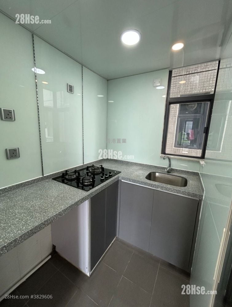 富华广场 售盘 2 房 , 1 浴室 339 平方尺