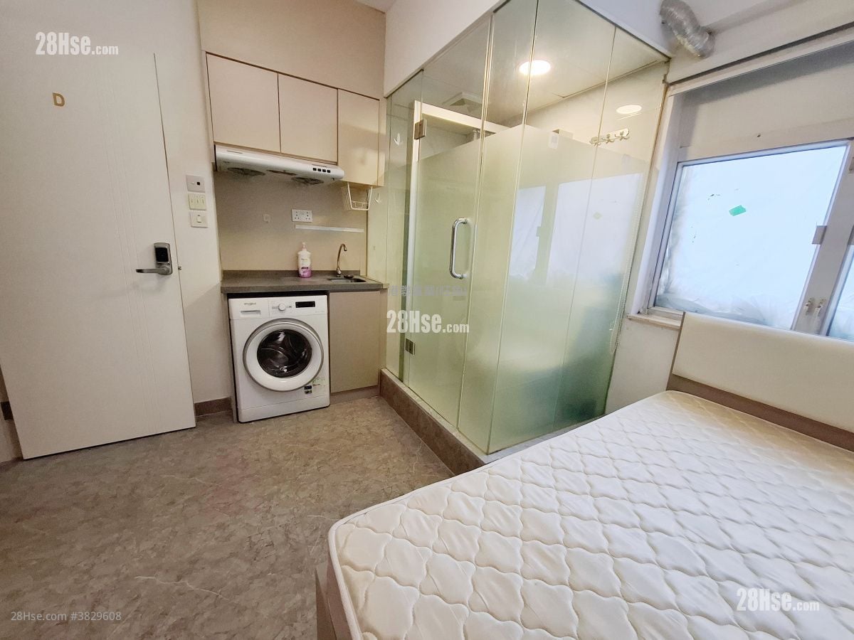 Windsor Mansion Rental Studio , 1 Bathroom 160 ft²