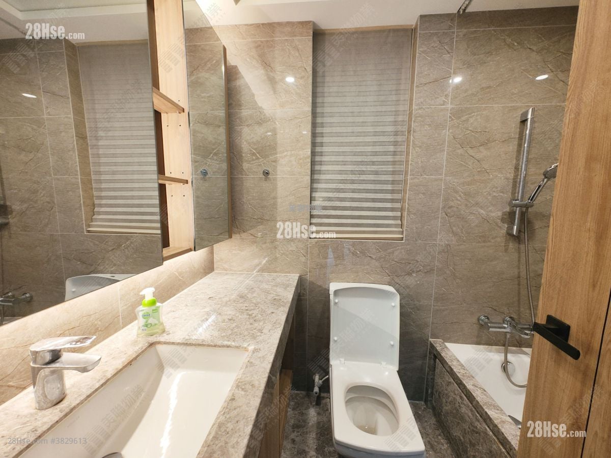 Centra Horizon Sell 3 Bedrooms 1,022 ft²